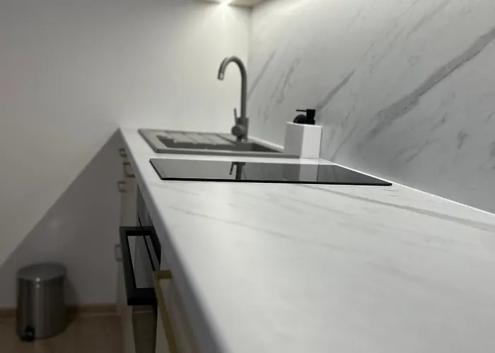 Ar Queen Island Apartment *